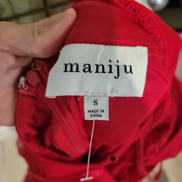 Grad Dress - Picture 3 of 3